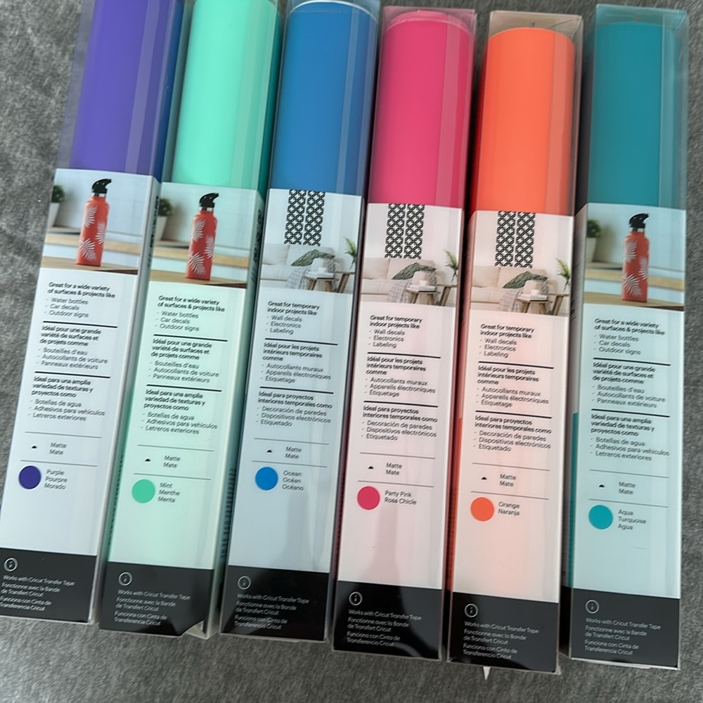 Cricut Smart Vinyl Set - Vibrant Multicolor Collection - Picture 5 of 5